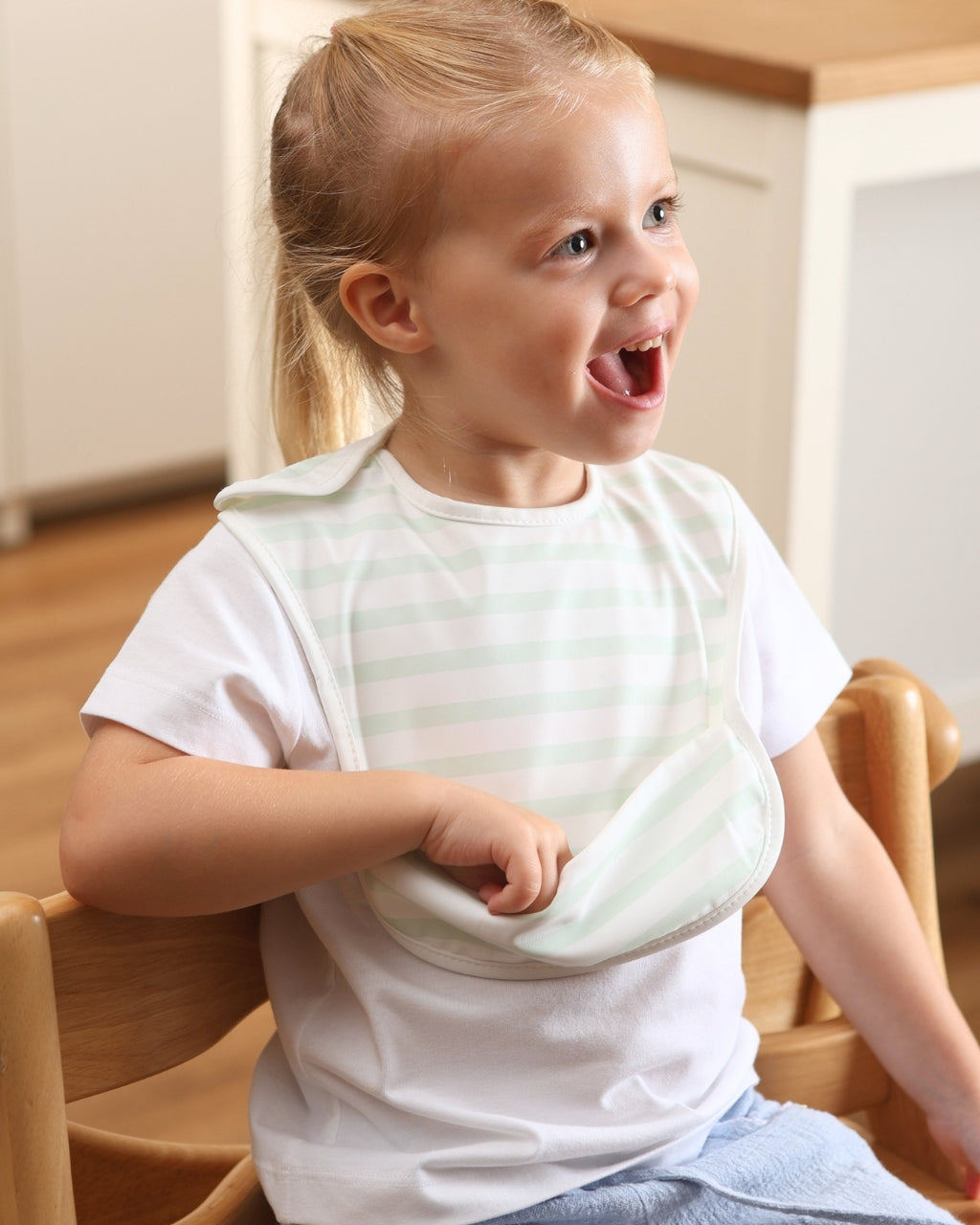Mealtime Bib